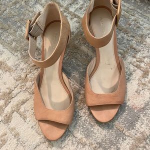 Pelle Moda Berlin sandal size 8.5
